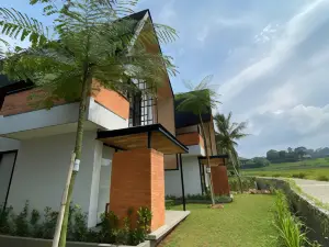 Lenirra Villa & Resto