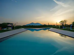 Secret Garden Resort & Spa