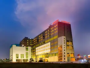 Pride Plaza Hotel, Kolkata