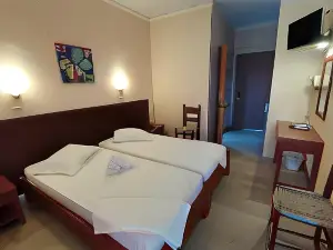 Brati - Arcoudi Hotel