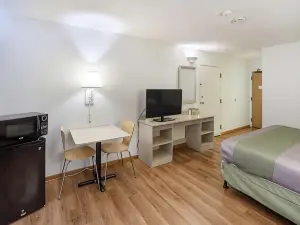 Motel 6 Binghamton, NY