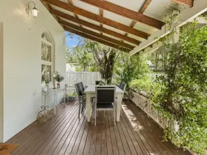 Celestial Dew Guesthouse in Tyalgum