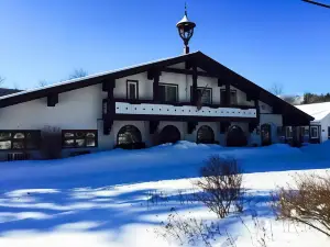 Northern Lights Lodge