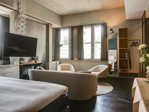 The Duke Boutique Hotel
