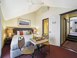 Fremantle Port Mill Bed & Breakfast - Unique Accommodation