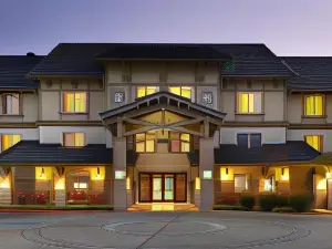 Larkspur Landing Folsom-An All-Suite Hotel