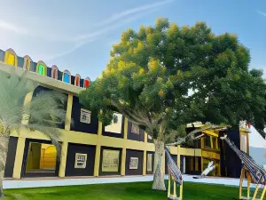 Daraysh Hotel