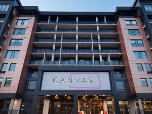 Canvas Moncton, Tapestry Collection by Hilton