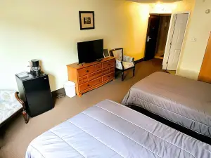 The Medicine Hat Villa