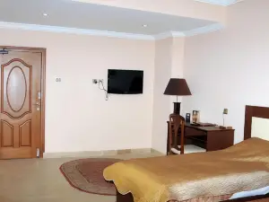Pameer Hotel