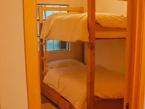 Amuya Hostel