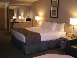 Shilo Inn Suites Hotel - Nampa Suites