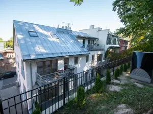 Maria Apartments