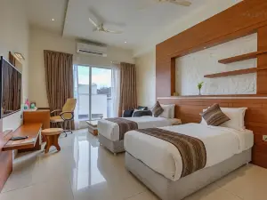 Hotel Pioneer Grand Palace