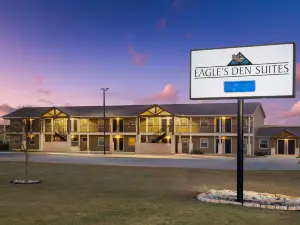 Eagle's Den Suites Cotulla a Travelodge by Wyndham