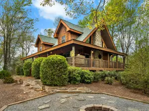 Charming Log Home with Fire Pit - Cozy Retreat in Serene Woodlands