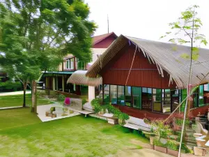 Cuc Phuong Bungalow