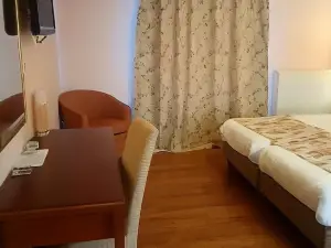 Hotel Pelasgos