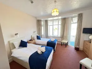 Bonair Hotel