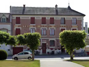Hotel du Grand Monarque