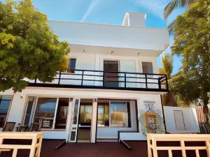 Hiraeth Island Home