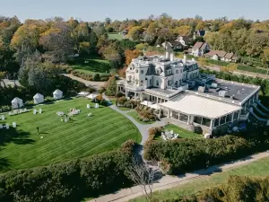 The Chanler at Cliff Walk