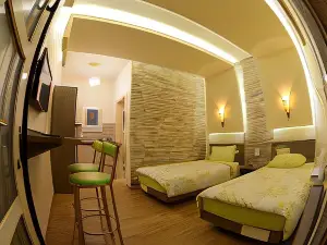 Bauhaus Chalets Apartment