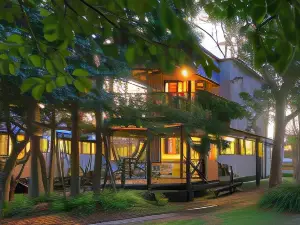 Wooli River Lodges