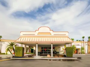 Island Hotel of Space Coast