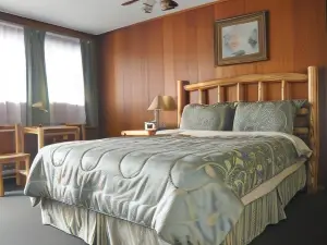 Long Holiday Motel