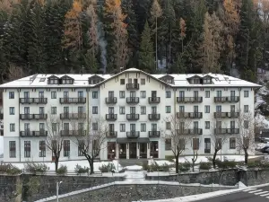 Palace Pontedilegno Resort