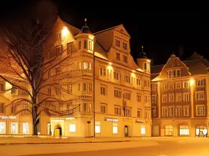 Der Fürstenhof