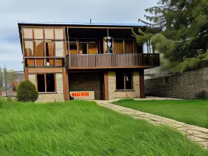 EcoLife Lodge Hotel & Restaurant