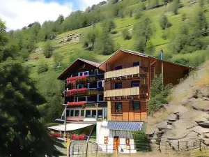 Visperblick 24-7 Parkplatz Und Frühstück Inkl