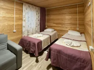 Gostinitsa Lada Hotel