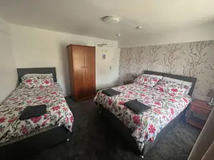 Holland Arms Hotel