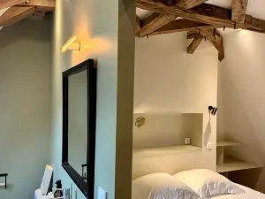 Le Château de Saint-Angel, le Manoir du Rigouneix, 5 Minutes A89, Nature, Calme, Sauna