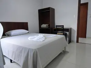 Lider Hotel