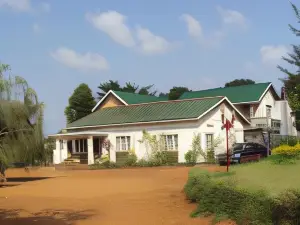 Masaka Backpackers, Tourists Cottage & Campsite