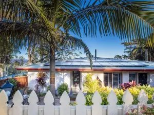 Avocado Sunset Bed & Breakfast