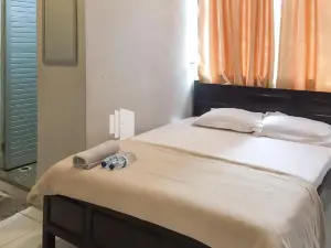 Aquino Marito Homestay Mitra RedDoorz