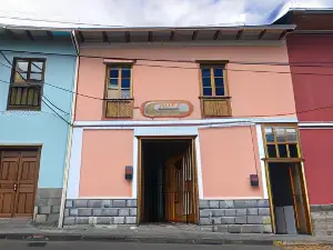 Community Hostel Alausi