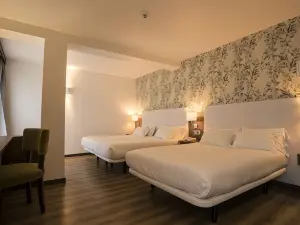 Hotel Piramide