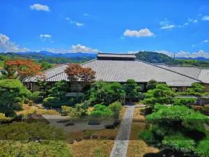 Kansai Airport Pine Villa