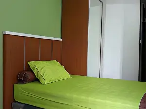 Azhimah Room at Easton Park Residence Apartment Jatinangor