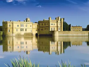 Leeds Castle Stable Courtyard Bed and Breakfast