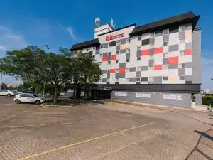 Ibis Criciuma