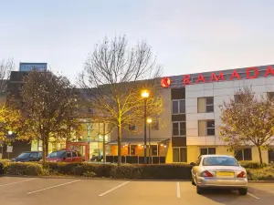 Ramada by Wyndham London North M1