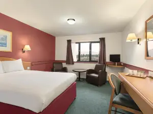 Days Inn by Wyndham Abington M74