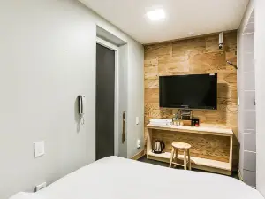Doksan Daeho Motel